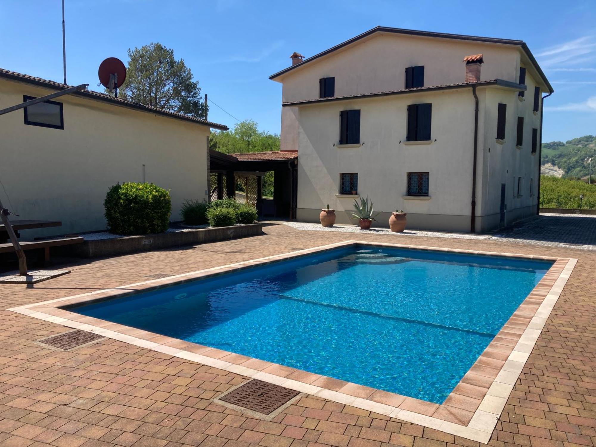Ca' Vanello Borgo Tossignano Ngoại thất bức ảnh
